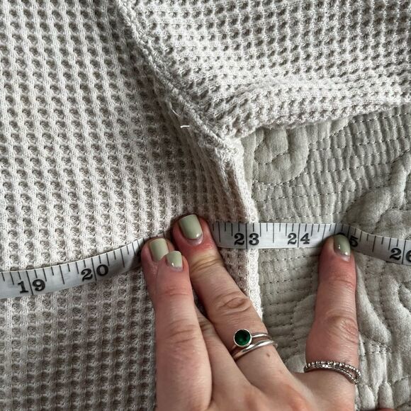 Aerie cream waffle knit sweater size medium - Picture 4 of 5